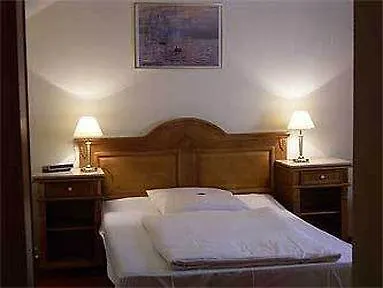 Bockshaut 3* Darmstadt